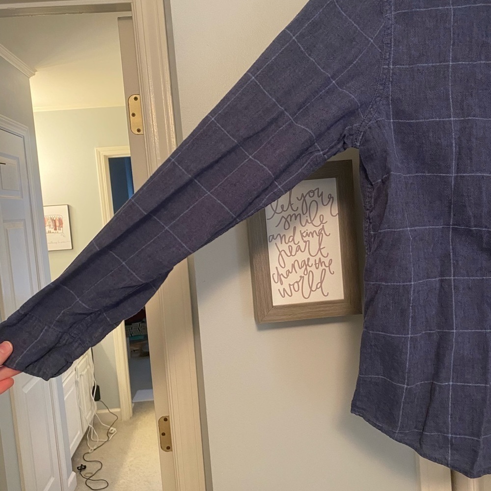HOLLISTER Linen Button Down - Picture 3 of 12